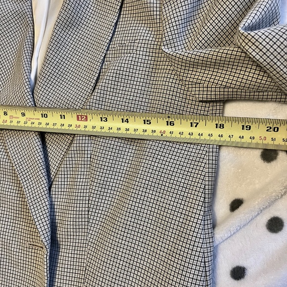 Aritzia Little Moon Plaid Blazer - Picture 7 of 11